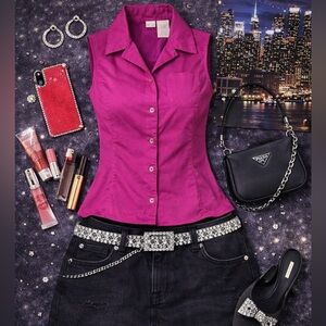 Sasson 1990s Vintage Sleeveless Magenta Button-Up Top